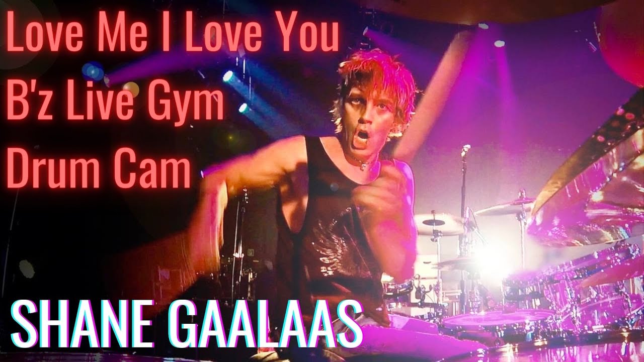シェーン・ガラースがB'zのライブで「love me, I love you」をドラム演奏している動画