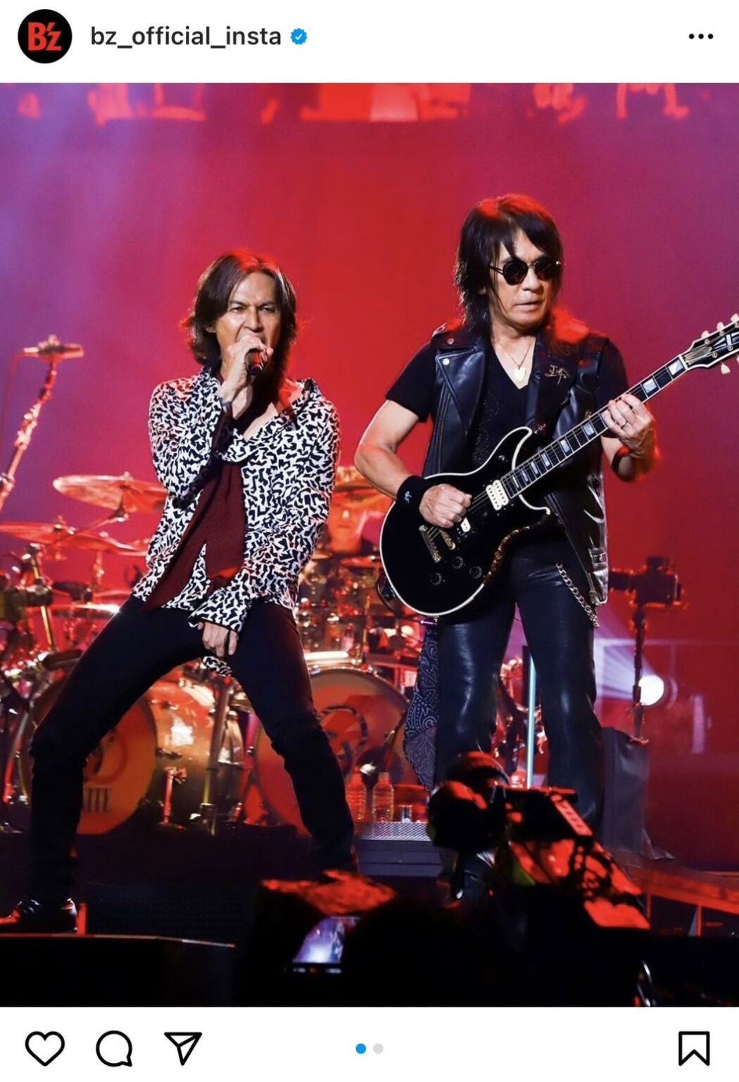 『B'z presents UNITE #01』横浜公演のステージ写真