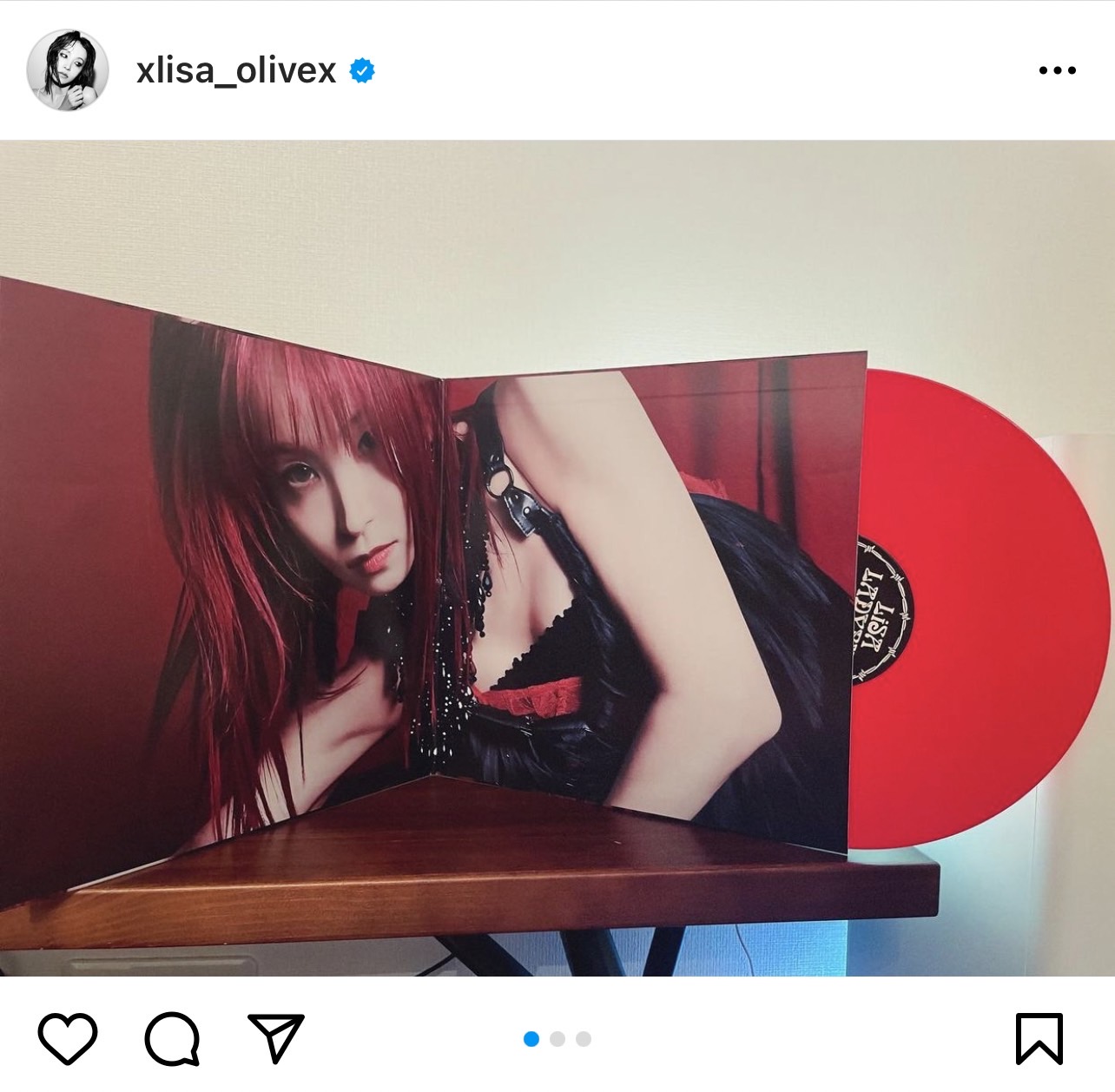 LiSA『LADYBUG』アナログ・レコード盤のイメージ