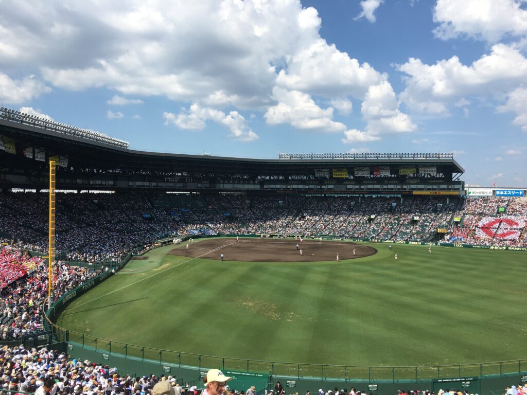 甲子園の球場内を撮影した写真