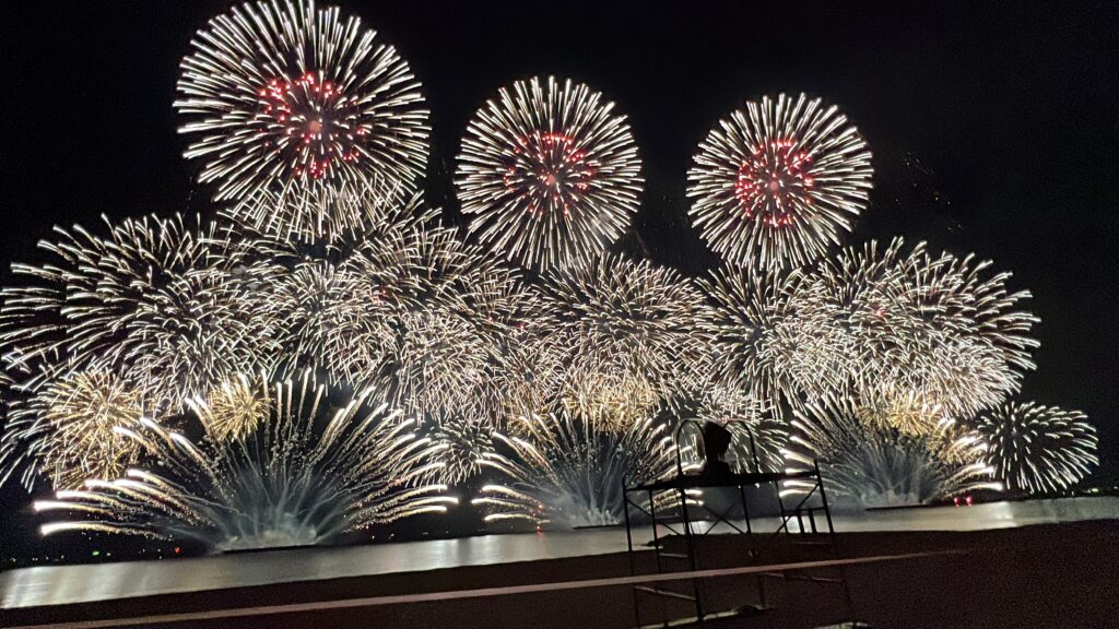 SUGOI花火『B’z ULTRA FIREWORKS 2022-2023』の写真