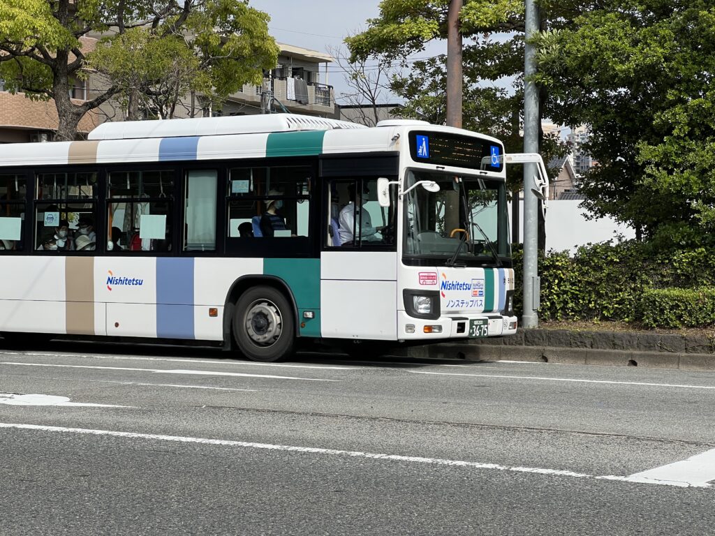 西鉄バスの車両の画像