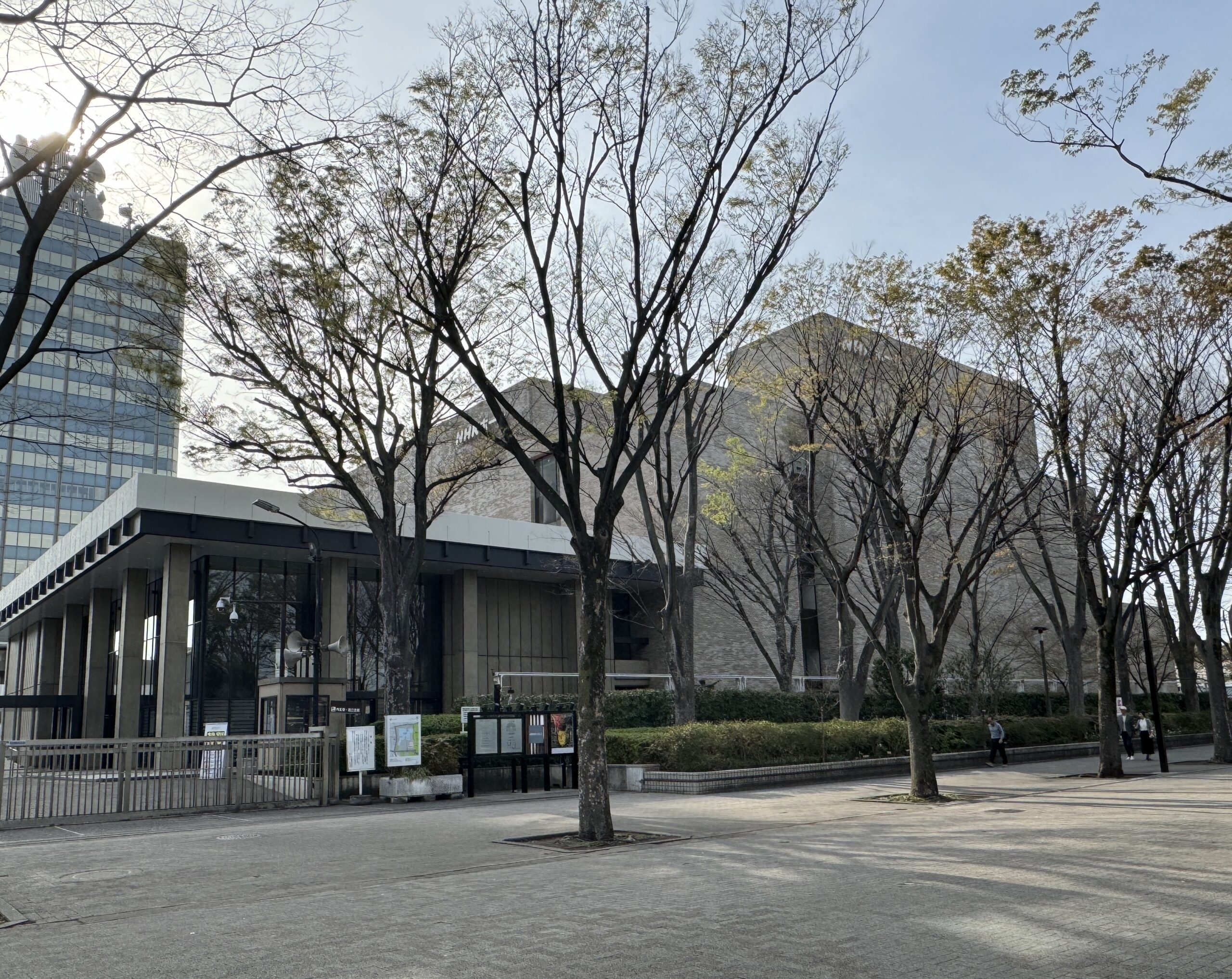 NHKホールの外観写真