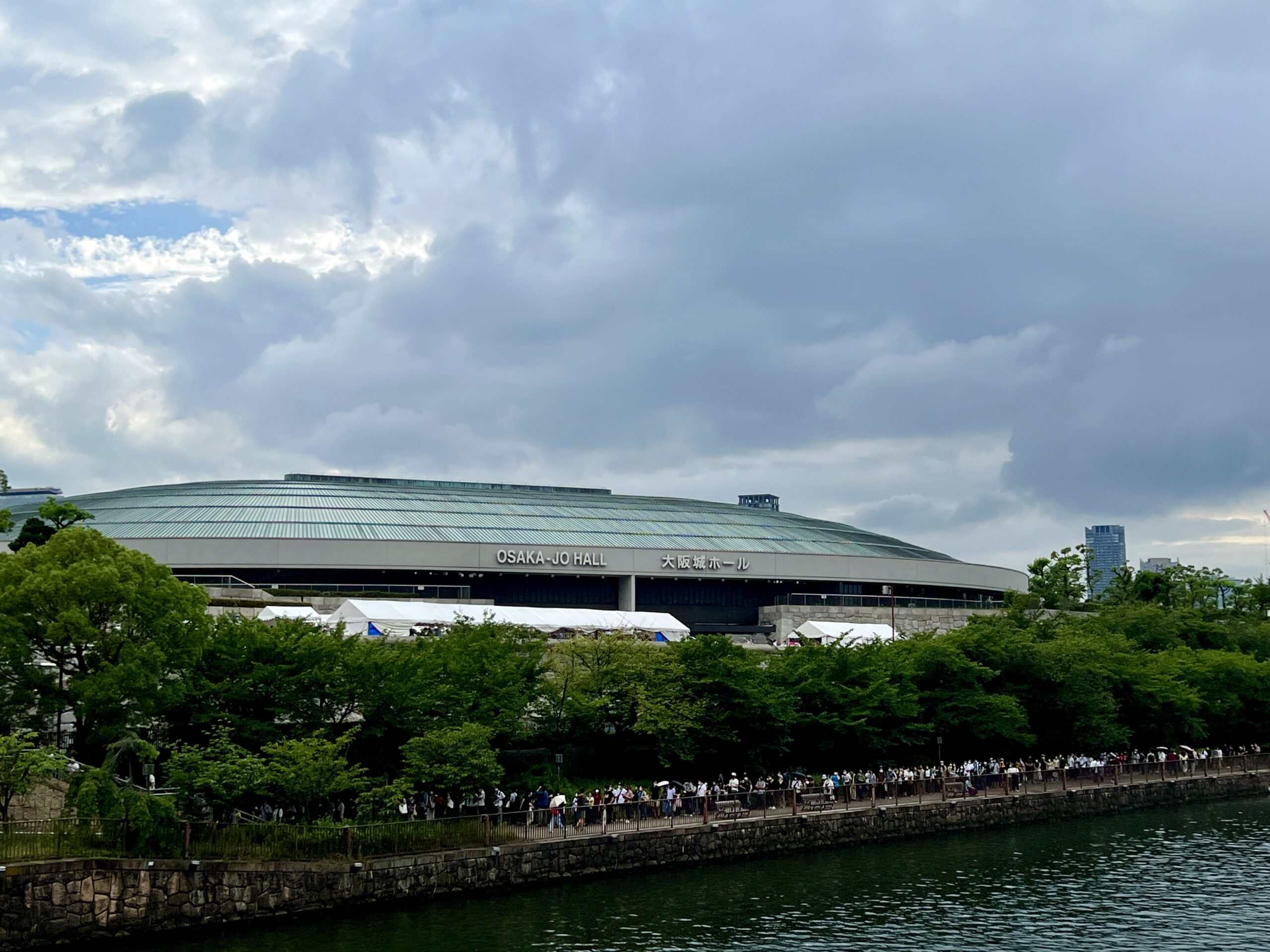 大阪城ホールの外観写真